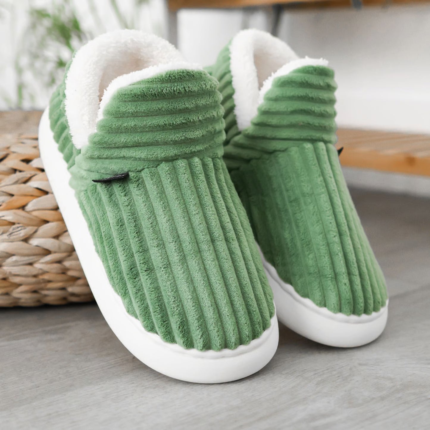 Pluffi Slippers™